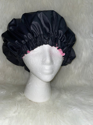 Shower cap with satin lining