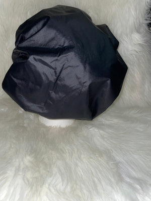 Shower cap with satin lining